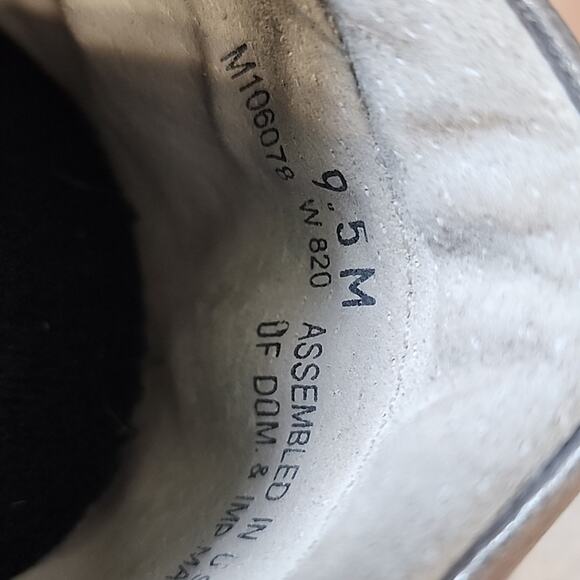 MUNRO EMMIE SILVER QUILTED LACE-UP SNEAKERS WOMAN SIZE 9.5 NWOB - Picture 3 of 16